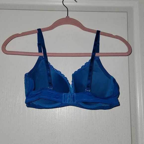 Gorgeous Bra - Picture 2 of 4